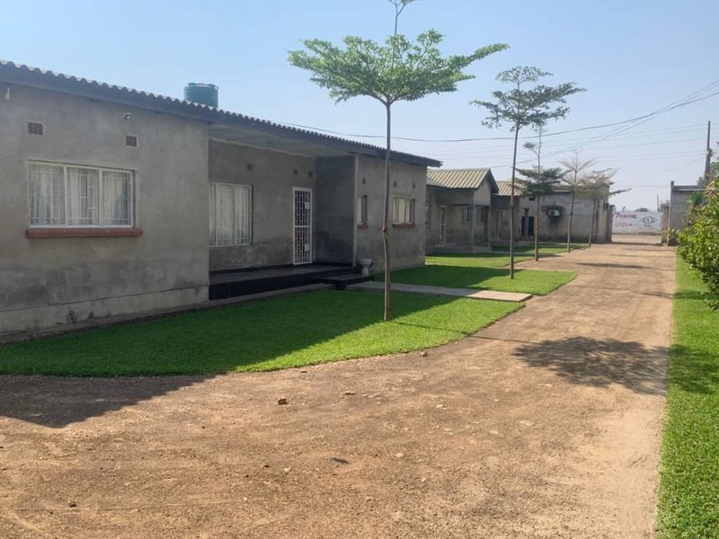 COMMERCIAL PROPERTY FOR SALE – MAKENI