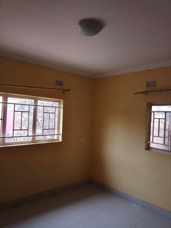 3-BEDROOM FLAT FOR RENT – FOXDALE, CHAMBER VALLEY