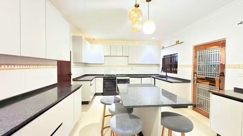 Meanwood Ibexhill| Standalone Four (4)Bedroomed house | Rent