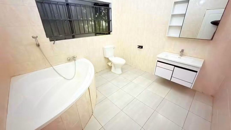 Meanwood Ibexhill| Standalone Four (4)Bedroomed house | Rent