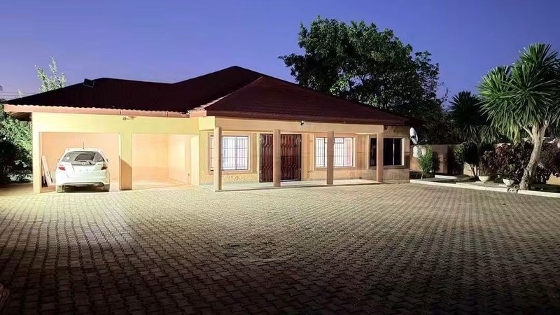Meanwood Ibexhill| Standalone Four (4)Bedroomed house | Rent
