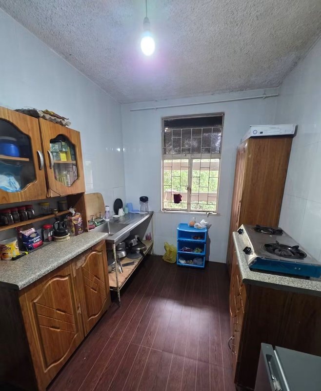 Prime location || 2 Bedroomed flat |For sale| longacres near intercontinental hotel | K1.350,000