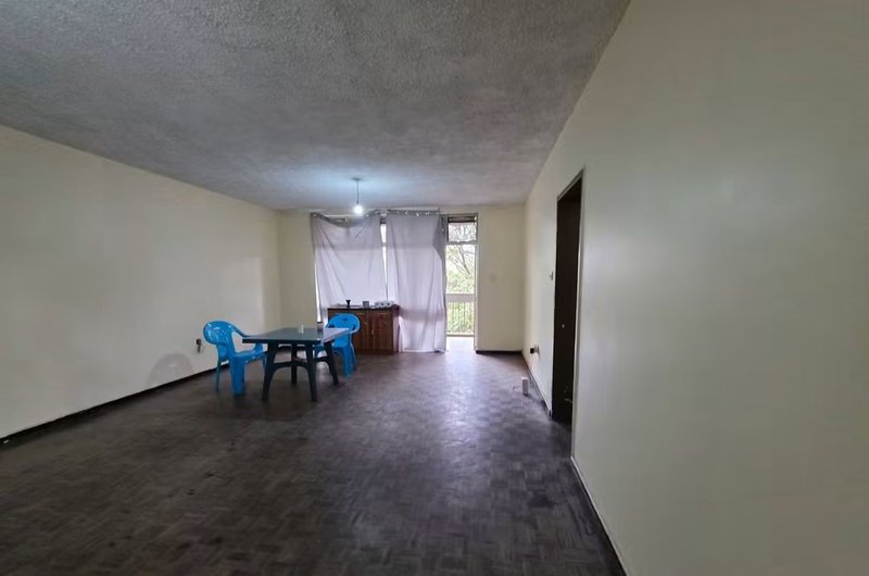Prime location || 2 Bedroomed flat |For sale| longacres near intercontinental hotel | K1.350,000