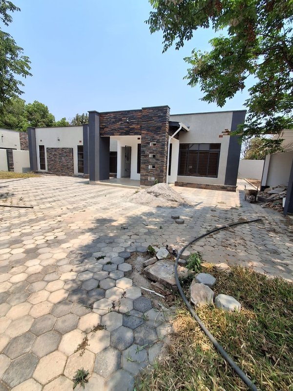 💥LASTEST LISTING💥CHUDLEIGH NEAR ZESCO OFFICES| NEWLY BUILT|  VACANT|STANDALONE THREE (3) BED STANDALONE HOUSE MSC|ASKING RENTAL|K13,000