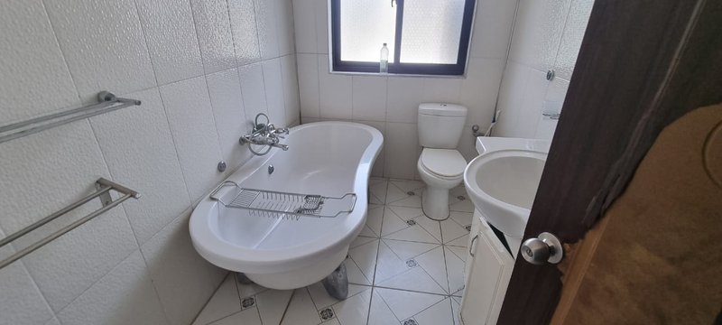 4bed 3.5bath house for rent