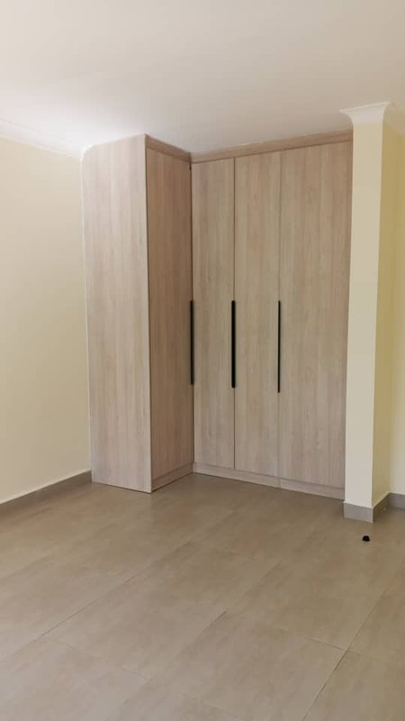 4-BEDROOM FLAT FOR RENT – VORNA VALLEY