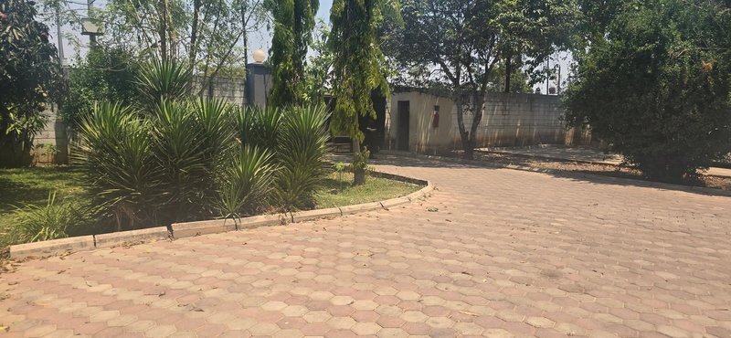 Commercial Four Bedroom For Rent