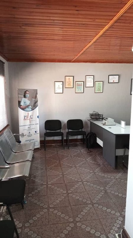 Six Bedroom For Sale  Makeni