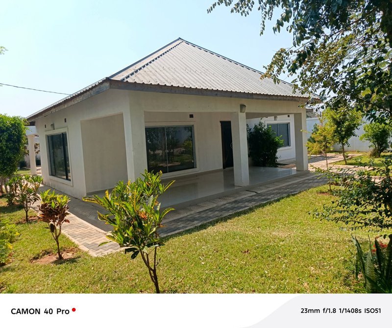 SILVEREST BEHIND SILVEREST GARDEN|STANDALONE 3*BED MSC|SALE|K2.6M