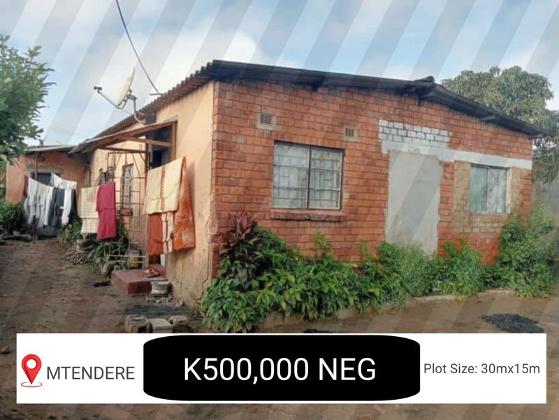 3 bedrooms and 2 rooms for sale in Mtendere main