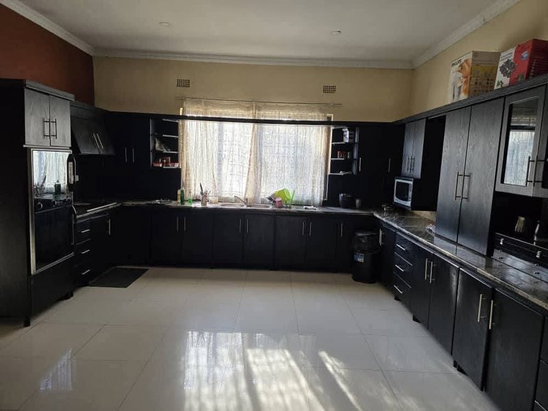 3 Hectares Farm House, 14 Miles, Chibombo