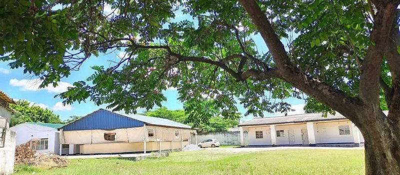 OLYMPIA MAIN|BEHIND MANDAHILL| 3*BED HOUSE WITH SHELTER {ÇHALET} PLUS STORAGE|IN A SHARED YARD|K30,000