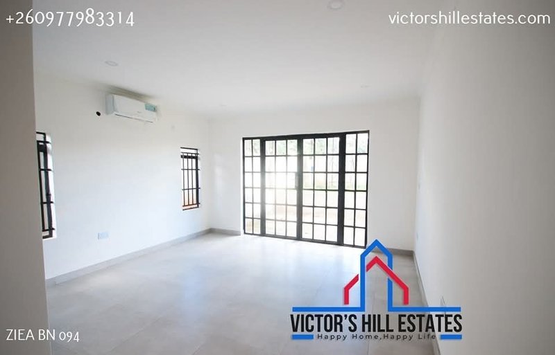 4bed 2.5bath house commercial rental