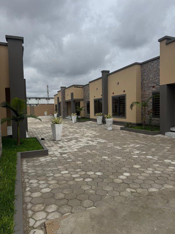 2 bedroomed flats for rent in chalala after PS mall off shantumbu Rd in Lusaka Zambia