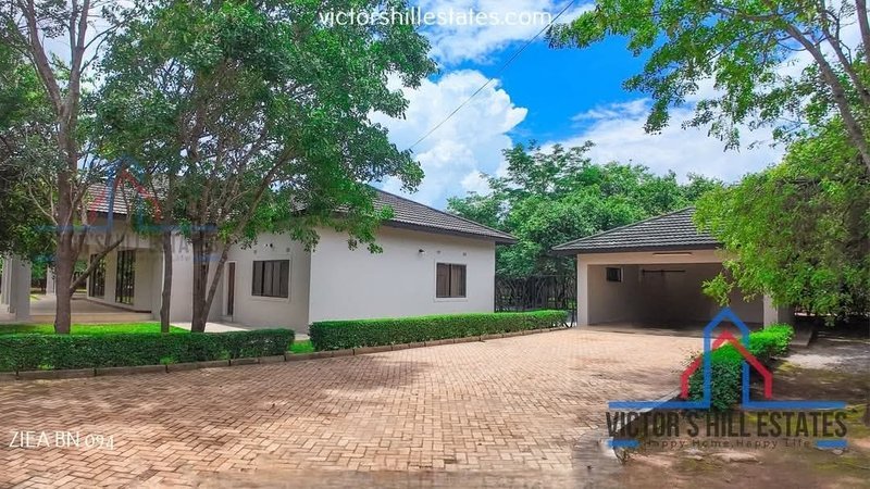 3bed 3bath house for rent