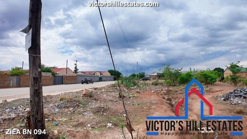 Commercial plot for sale in Chalala