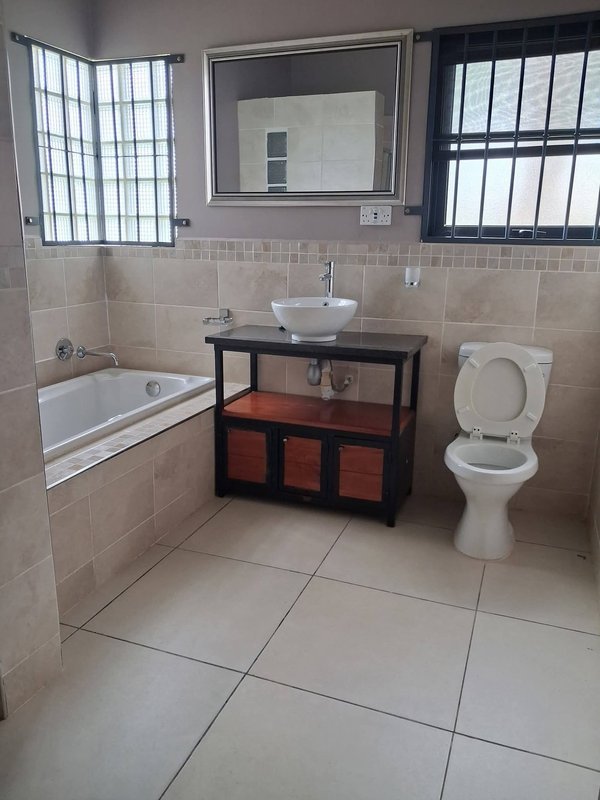 EKAYA ESTATE|EXECUTIVE STANDALONE 3*BED MSC HOUSE 🏡 PLUS A STUDY|RENT|$2,700