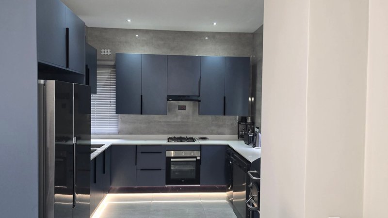 One Bedroom Furnished, New kasama