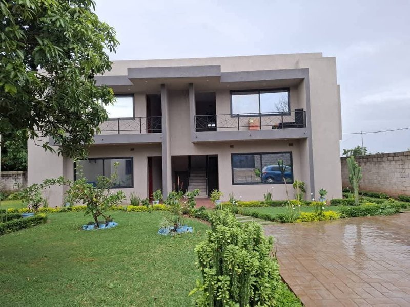 CHUDLEIGH NEAR THE MALL|NEWLY BUILT TWO (2) BED MSC FLAT|RENT|K8,500