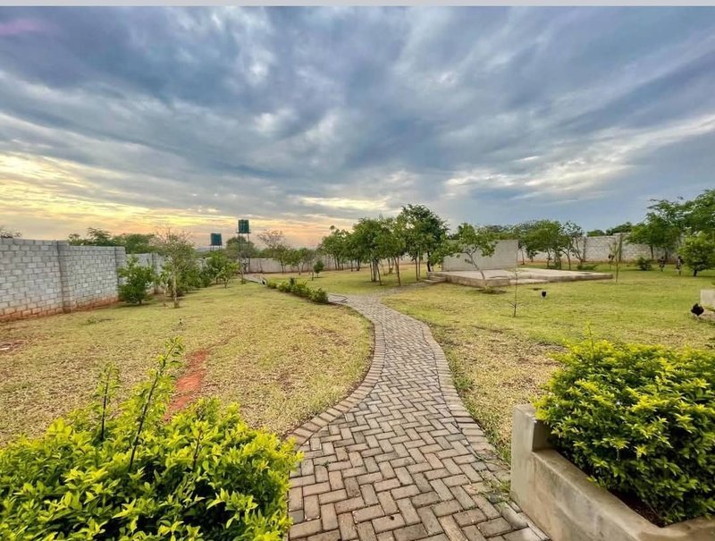 MIKANGO PROPERTY FOR RENT