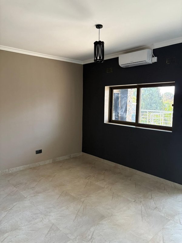 WOODLANDS MAIN|IMMACULATE DOUBLE STORY STANDALONE 4*BED HOUSE 🏡 2*BED ENSUITE 🛁 🚿|BACK UP POWER|RENT|$2,500|RESIDENTIAL