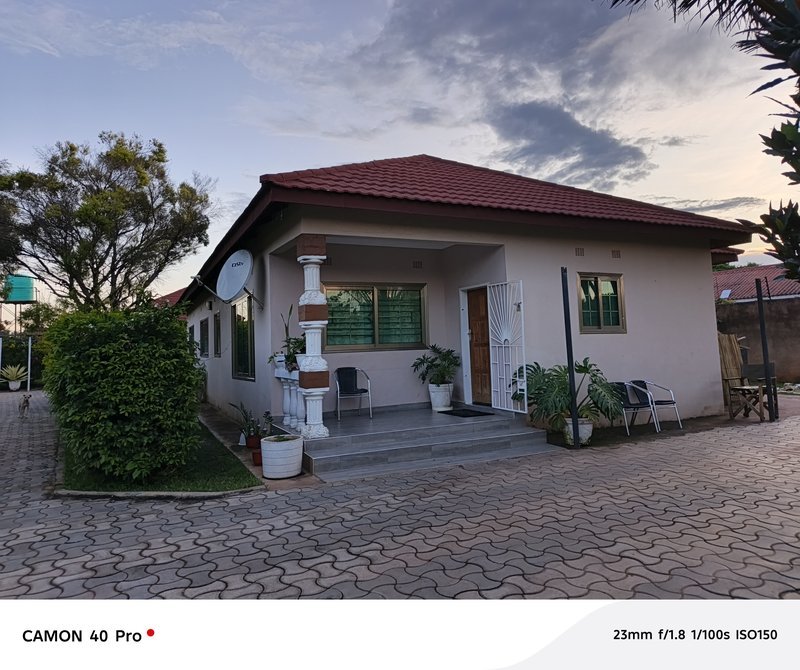 WOODLANDS BEDROCK AREA|3*BED TOWN HOUSE  PLUS A STUDY🏡|COMPLEX OF 4*UNITS ONLY|RENT|K12,500