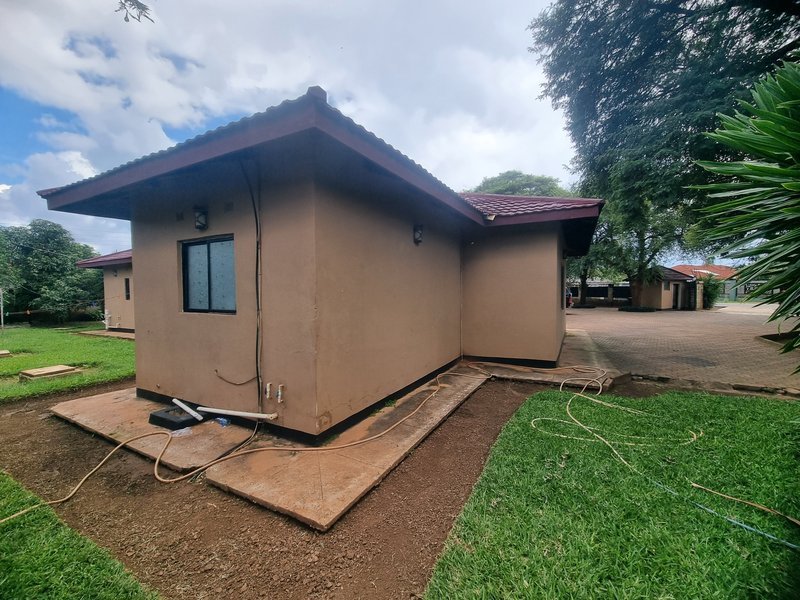 4bed 4.5bath stand alone house for rent