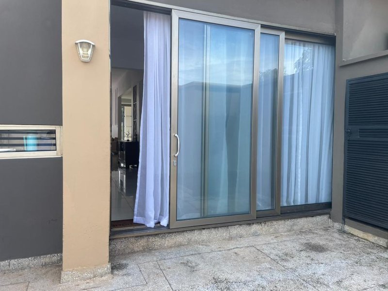 Beautiful 3 bedroom house for rent in 9 miles