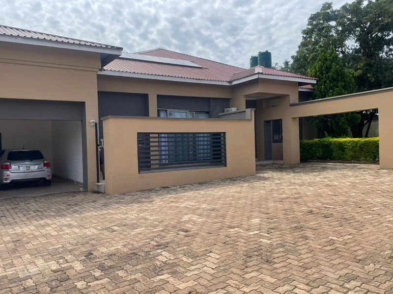 Beautiful 3 bedroom house for rent in 9 miles