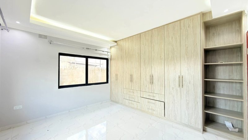 ‎Meanwood ibex|Own Entrance 3*Bed Msc|Back-Up Power|K15,000