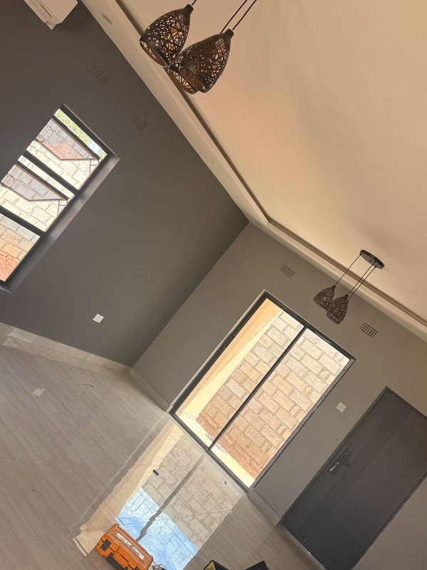 LILAYI ESTATE|NEWLY BUILT SPACIOUS TWO (2) BED MSC FLATS|BACKUP|RENT|K8,500