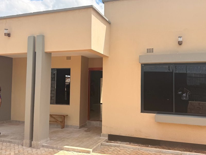 LILAYI ESTATE|NEWLY BUILT SPACIOUS TWO (2) BED MSC FLATS|BACKUP|RENT|K8,500