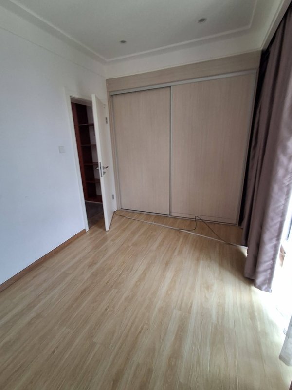 KINGSLAND CITY|2*BED|UNFURNISHED DUPLEX APARTMENT|BACK UP POWER|K17,000