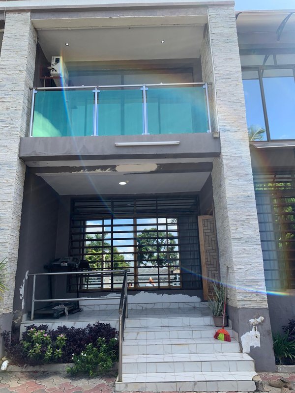 2 BEDROOM FULLY FURNISHED APARTMENT IN OLYMPIA FOR RENT