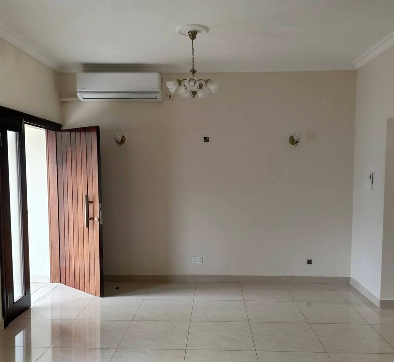 IBEX HILL|UNFURNISHED THREE (3) BEDROOM|ÇOMPLEX OF ONLY 4*UNITS|SOLAR BACK UP|RENT|K22,500