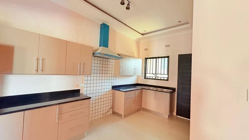 FOXDALE AREA|BEAUTIFUL SPACIOUS MODERN|NEWLY BUILT|TWO (2) BED MSC 🛁🚿|YARD OF ONLY 4*UNITS|RENT|K12,000