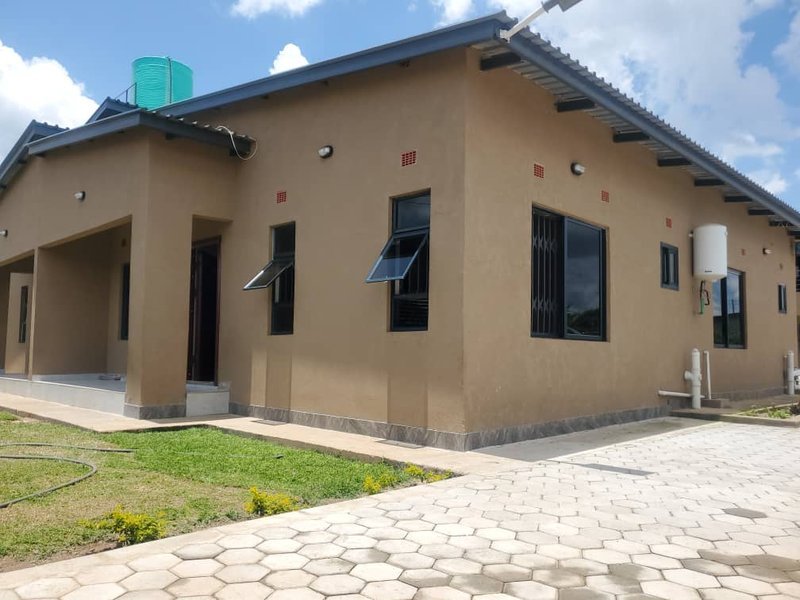 MEANWOOD IBEX|NEWLY BUILT TWO (2) BED MSC FLAT|COMMUNAL POOL|YARD ONLY 3* UNITS|RENT|K12,000