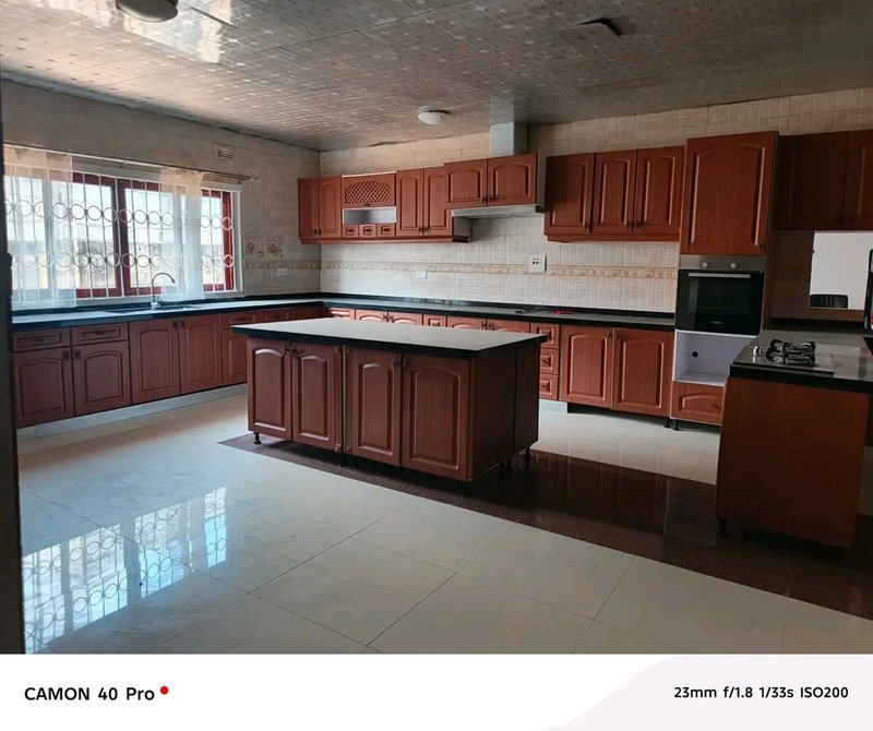 NEW KASAMA AREA|FARM HOUSE STANDALONE SPACIOUS 4*BED HOUSE 🏡 ALL BEDROOMS.ENSUITE| PLUS A STUDY|RENT|TWO (2 ACRE) PARCEL OF LAND|RENT| $1,200
