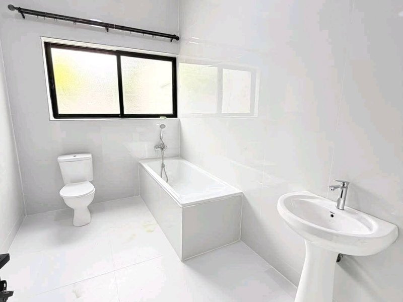 CROSSROADS AREA|NEWLY BUILT NEAT TWO (2) BED MSC|RENT|K16,000‎