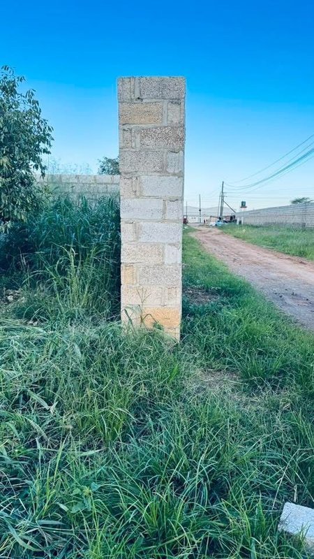 FULLY ENCLOSED PLOT FOR SALE IN CHALALA NEAR ORYX