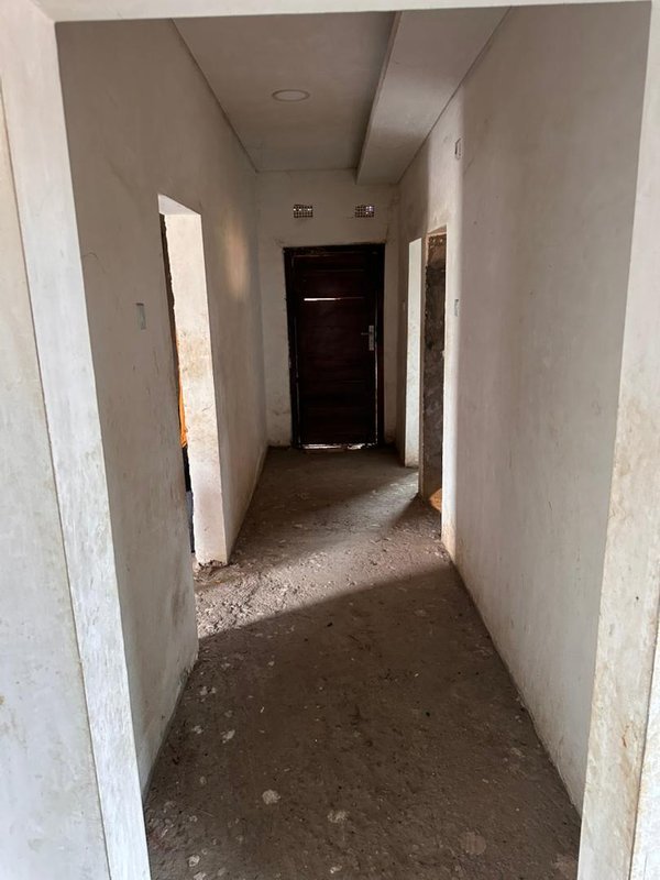 beautiful 2 bedroom house
