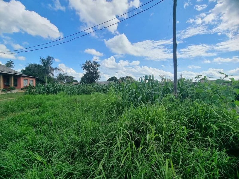 17 by 40 plot for sale