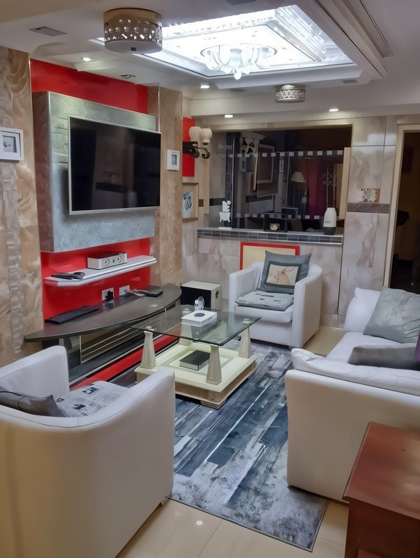 EMMASDALE'S ULTIMATE HIDDEN GEM Furnished 2 Bedroom 2 Bathroom Apartment House!