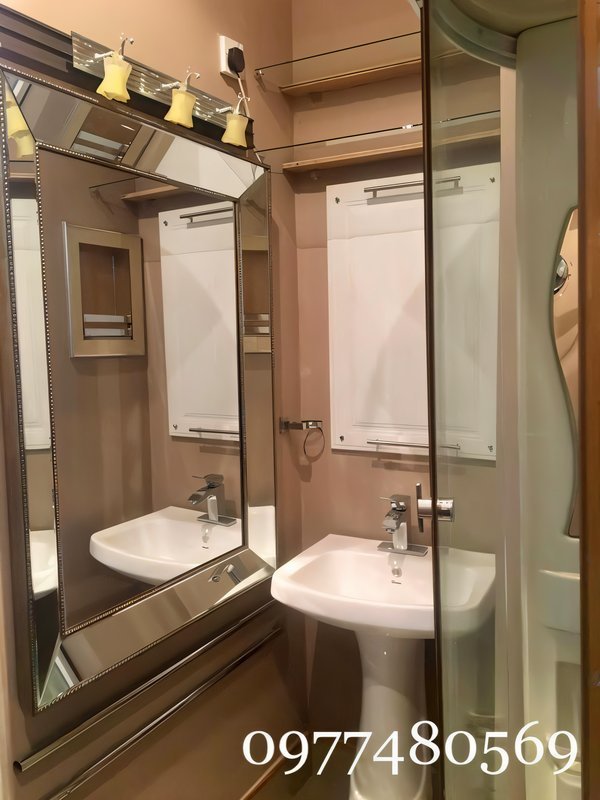 EMMASDALE'S ULTIMATE HIDDEN GEM Furnished 2 Bedroom 2 Bathroom Apartment House!