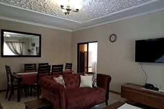 KALUNDU|FULLY FURNISHED THREE (3) BED|COMPLEX OF 3*APARTMENTS|RENT|K25,000