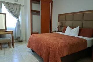 KALUNDU|FULLY FURNISHED THREE (3) BED|COMPLEX OF 3*APARTMENTS|RENT|K25,000