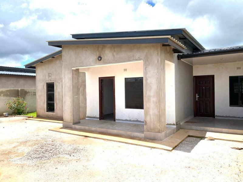 NEW KASAMA|MODERN OWN ENTRANCE|THREE (3) BED UNIT|RENT|K12,000