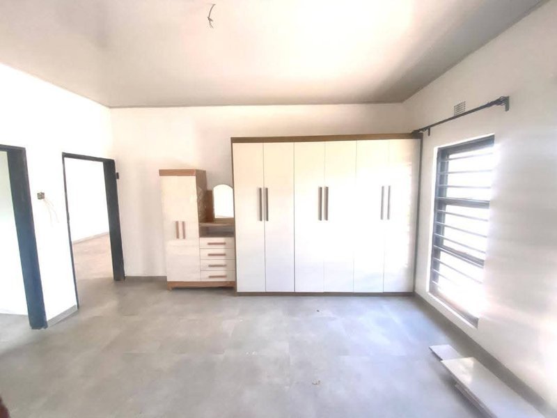 NEW KASAMA|MODERN OWN ENTRANCE|THREE (3) BED UNIT|RENT|K12,000