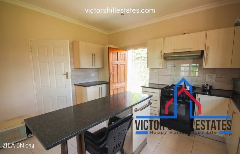 3bed 3bath freestanding flat for sale