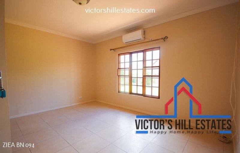 3bed 3bath freestanding flat for sale